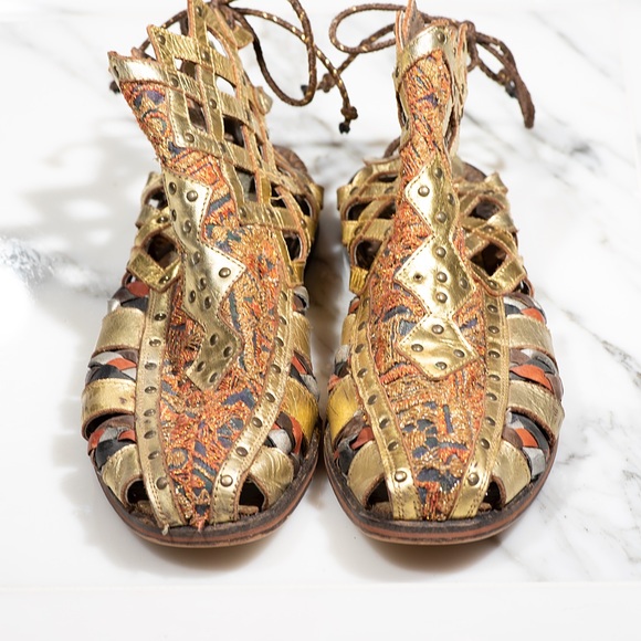 Vintage Spanish Leather Tapestry Gladiator Sandals - Picture 7 of 8